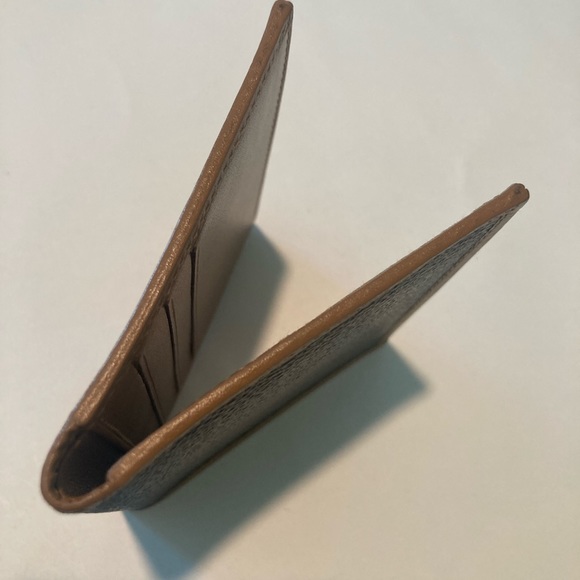 Vintage Celine Bifold Wallet - Picture 6 of 11